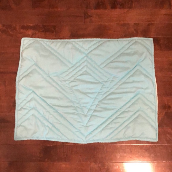 Ivivva bedroom set - Picture 4 of 16